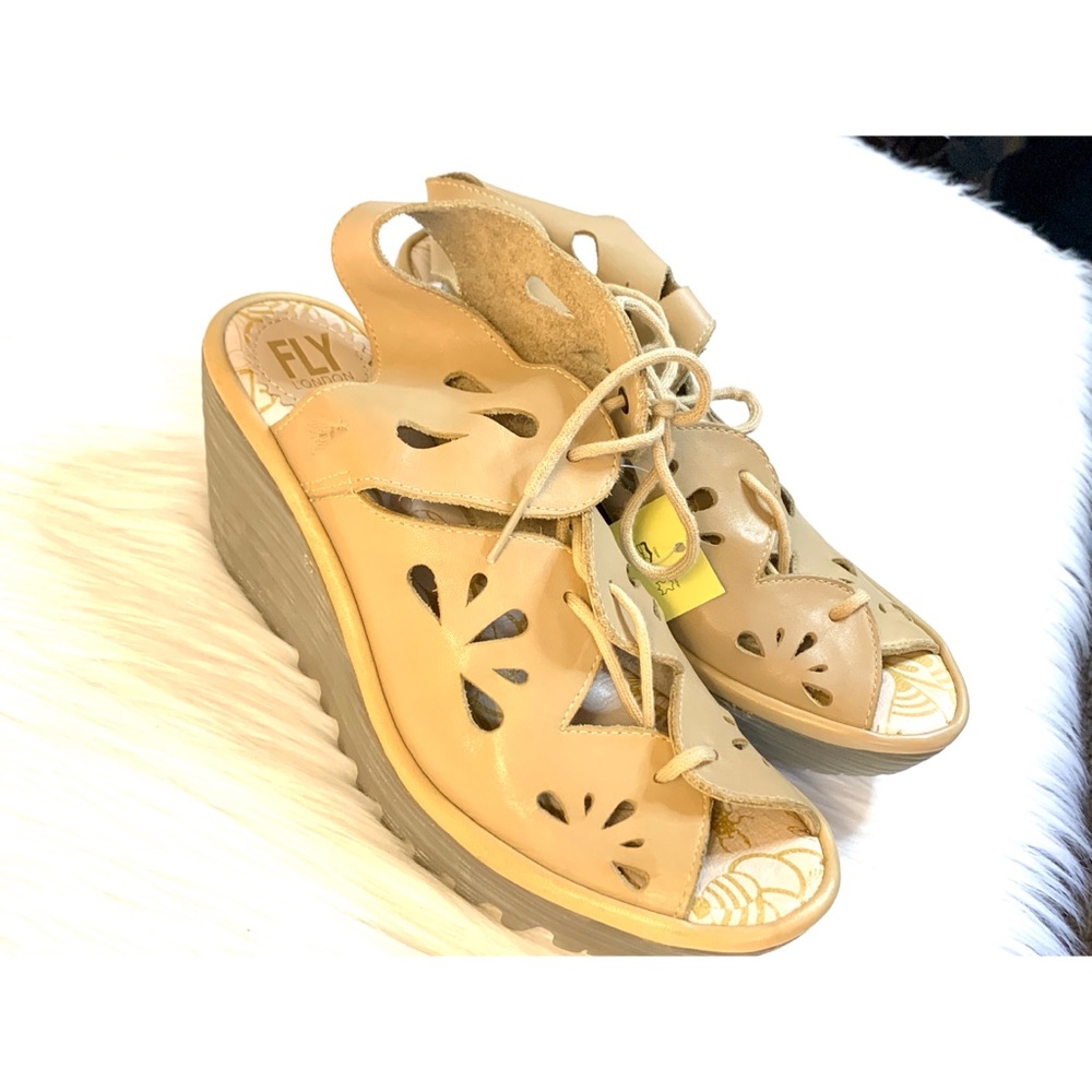 FLY London Leather Lace Up Wedges 38 NWT